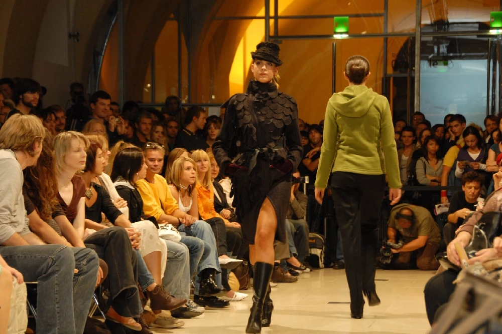 MQ_Arena21 Bühnenaufbau und Technik